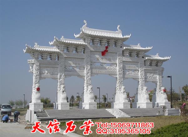 石雕牌坊厂家直销优惠力度空前-嘉祥天信石业
